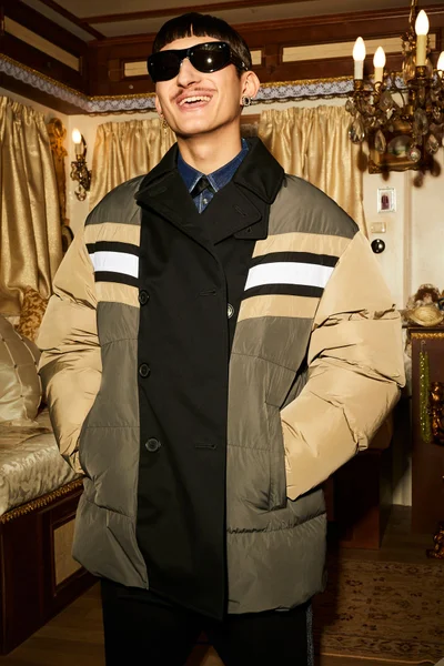 Look 4